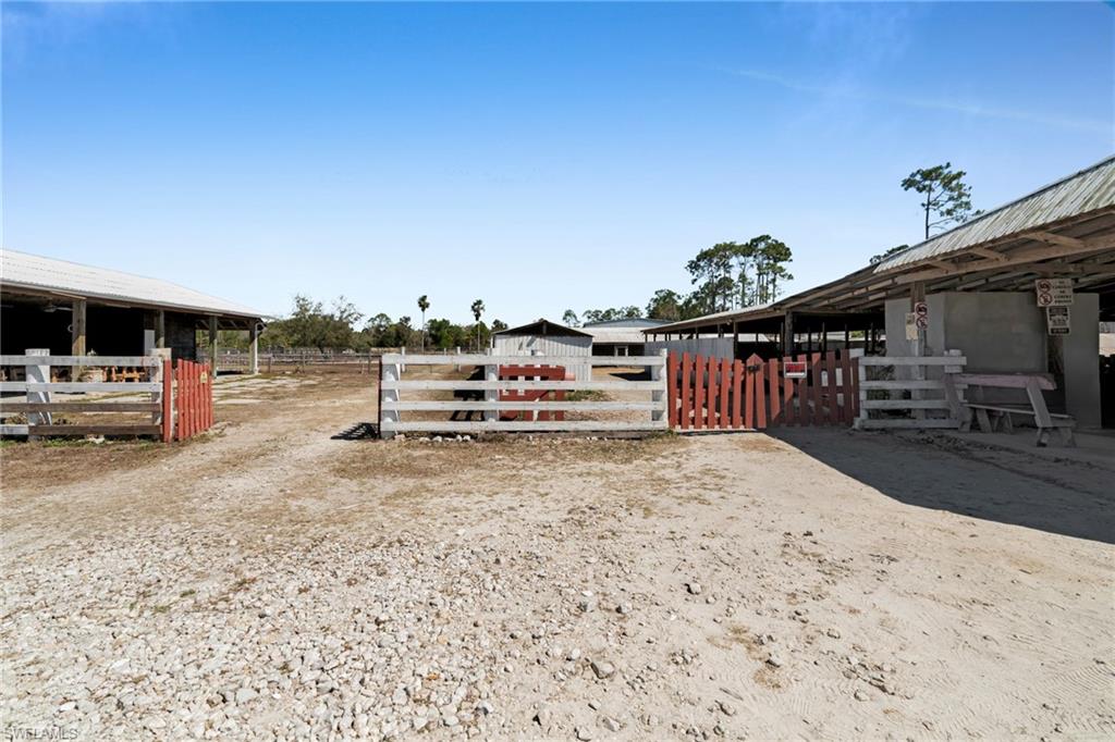 WESTERN ACRES - Residential