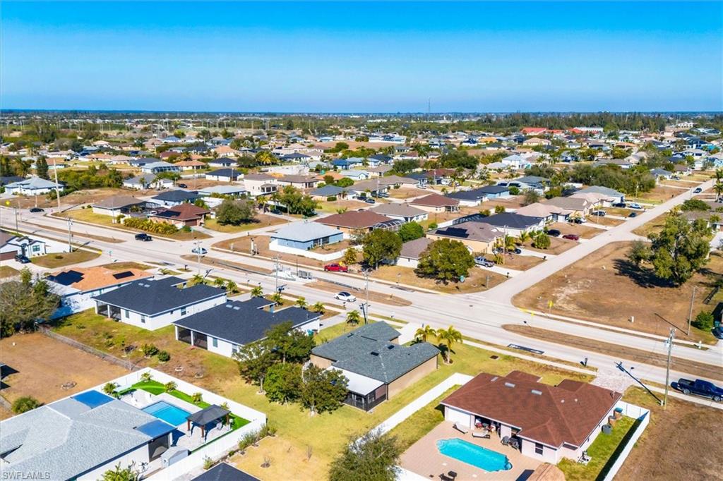 CAPE CORAL - Residential