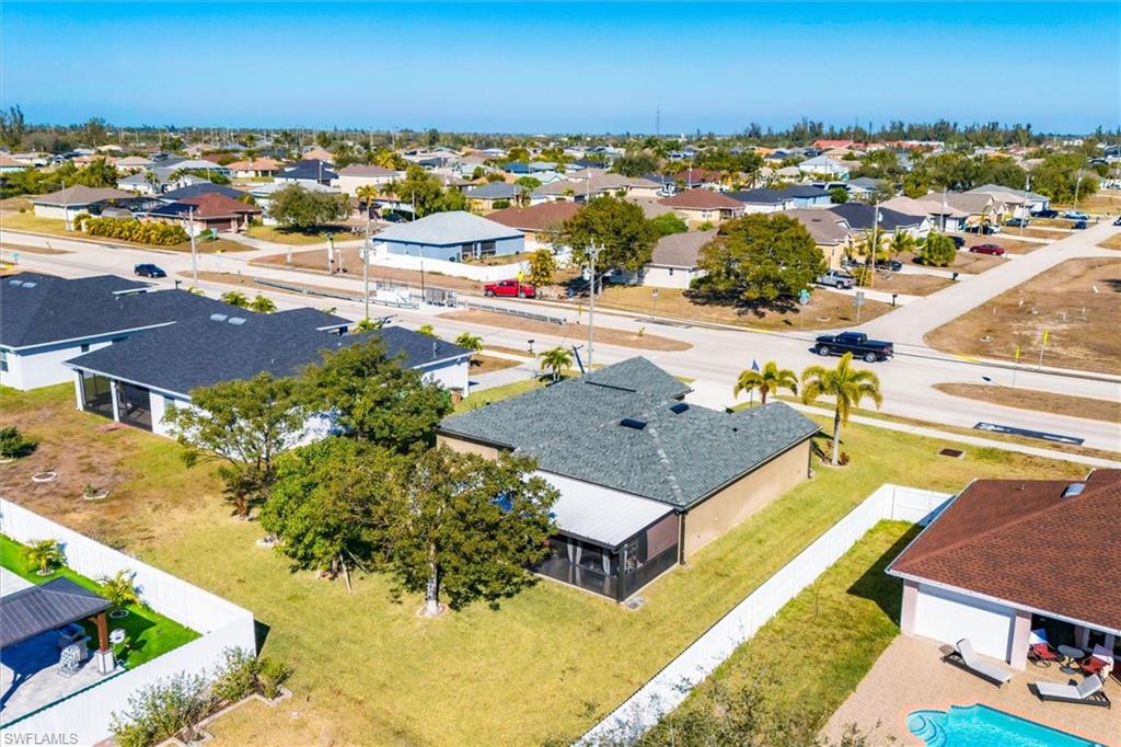 CAPE CORAL - Residential