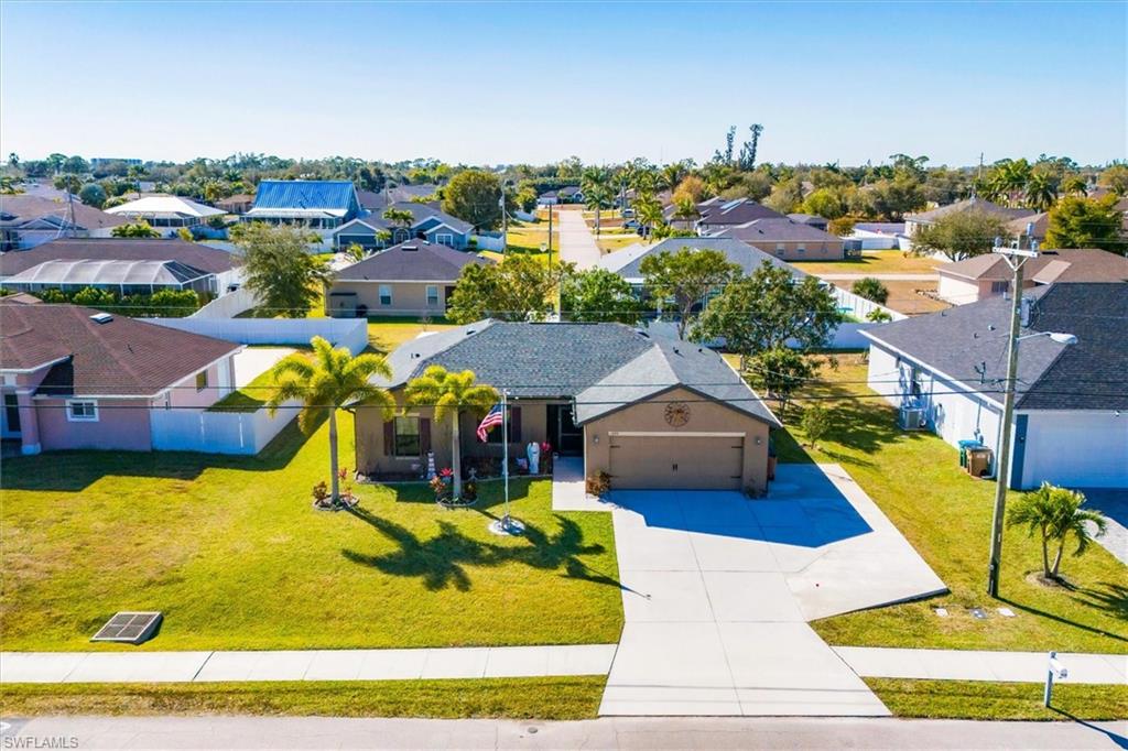 CAPE CORAL - Residential