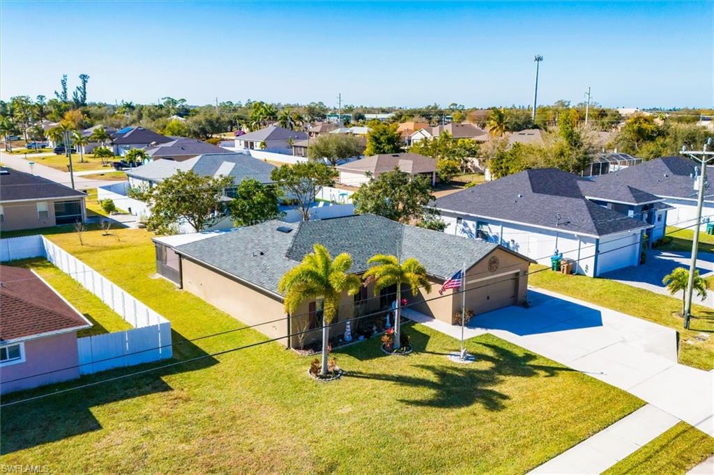 CAPE CORAL - Residential