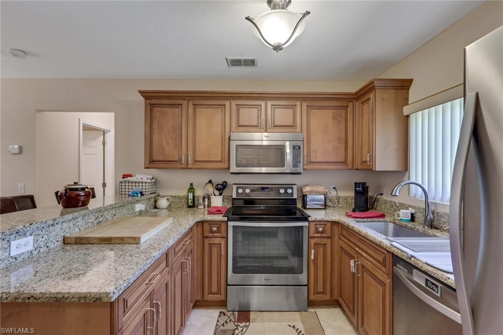 GOLDEN GATE ESTATES - Residential