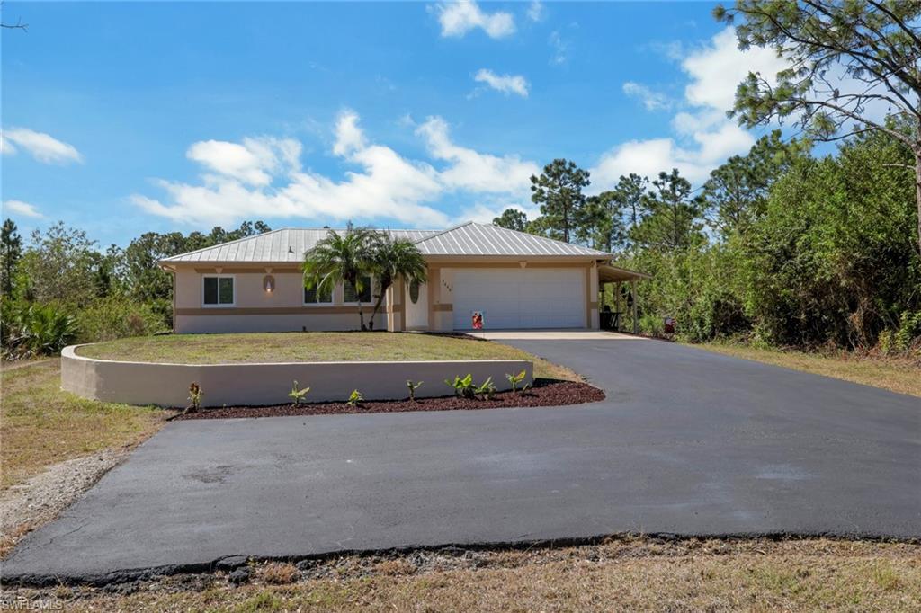 GOLDEN GATE ESTATES - Residential