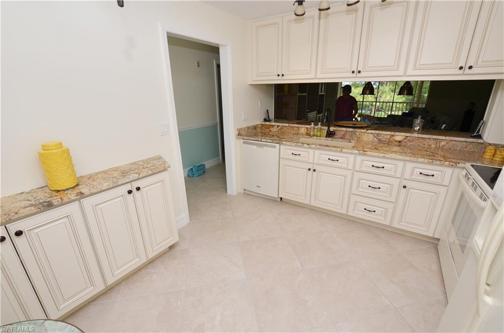 CHATHAM SQUARE - Residential