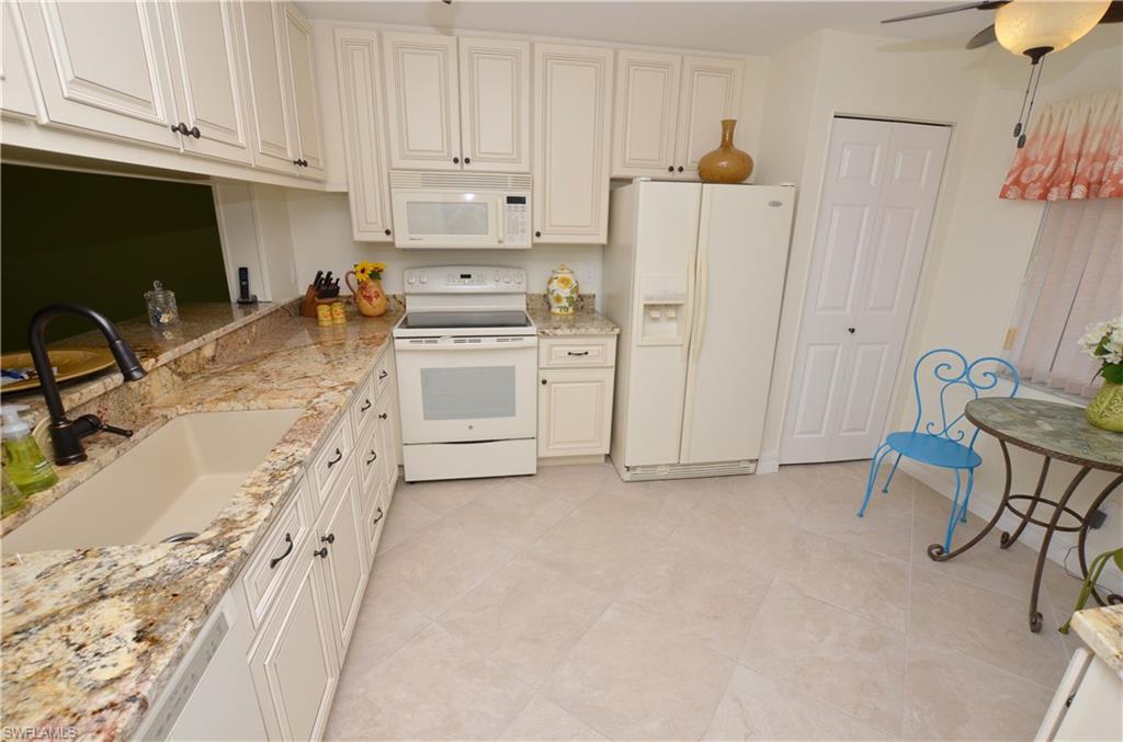 CHATHAM SQUARE - Residential