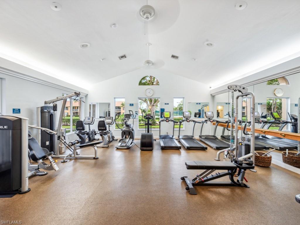 CROWN POINTE SHORES - Residential