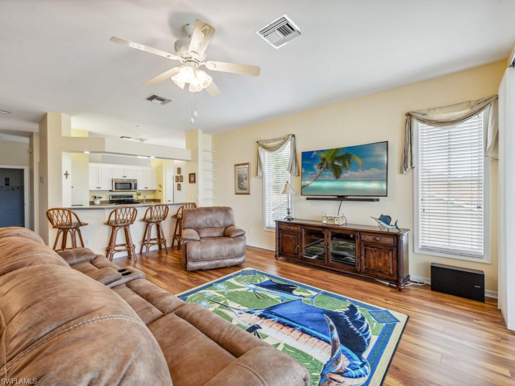 CROWN POINTE SHORES - Residential