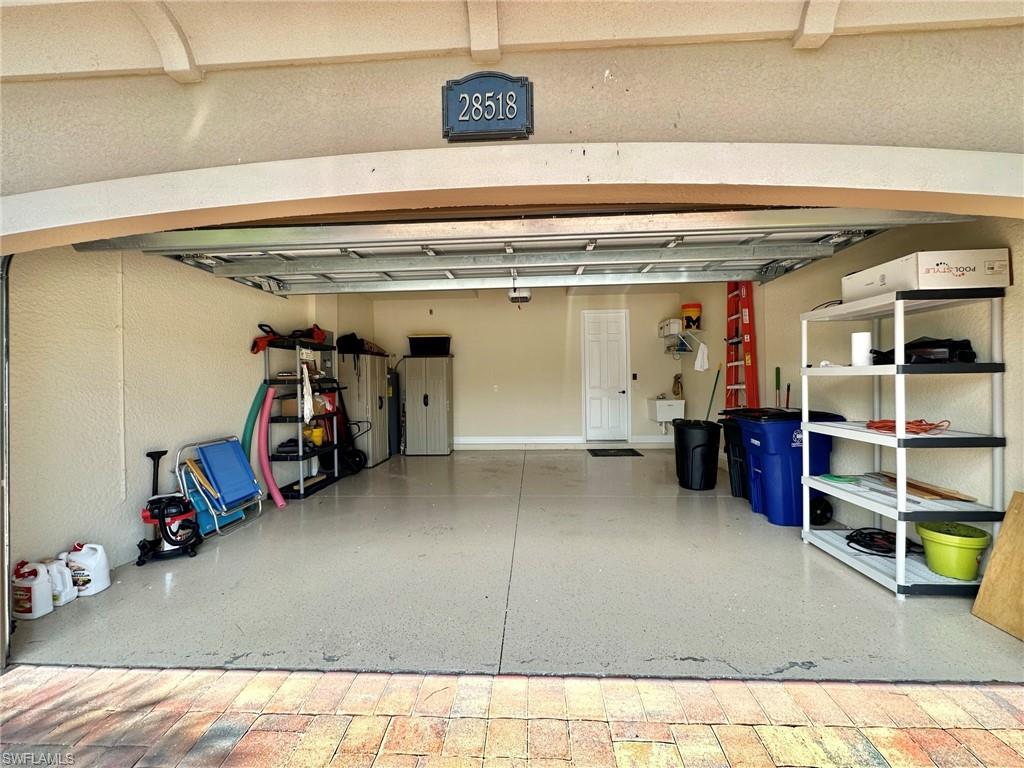 BONITA NATIONAL GOLF AND COUNTRY CLUB - Residential Lease