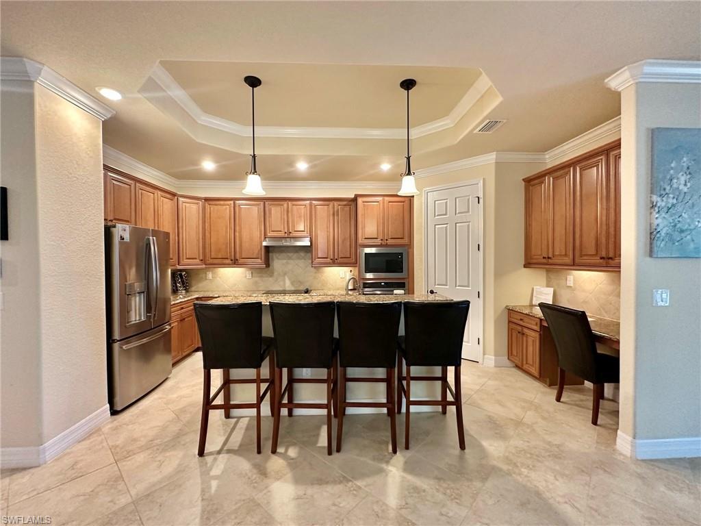 BONITA NATIONAL GOLF AND COUNTRY CLUB - Residential Lease