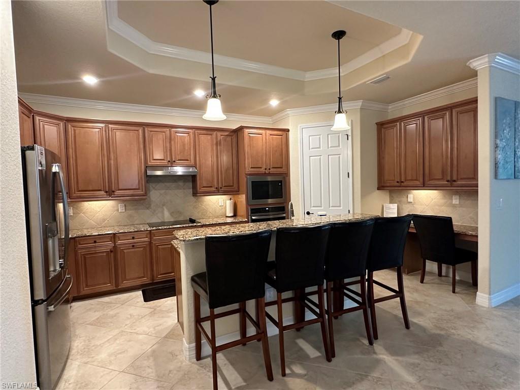 BONITA NATIONAL GOLF AND COUNTRY CLUB - Residential Lease