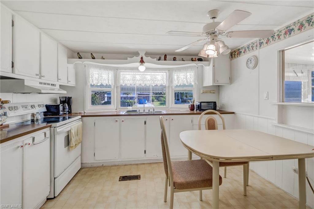 RIVIERA COLONY - Residential