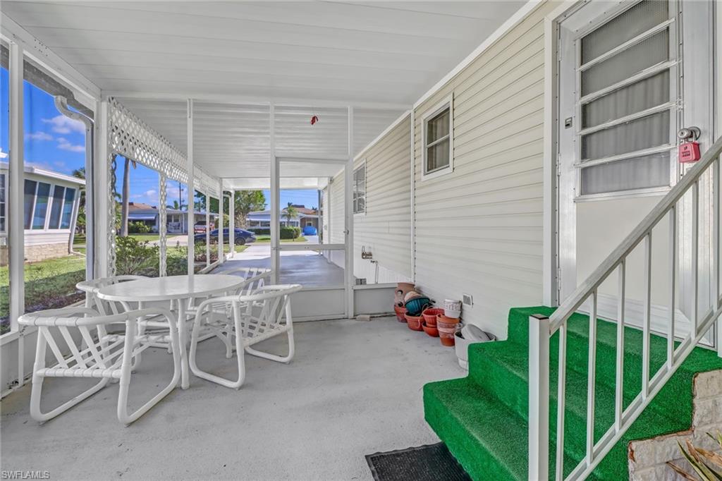 RIVIERA COLONY - Residential