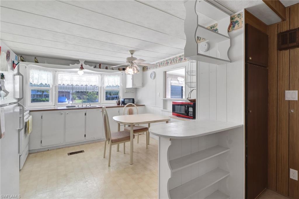 RIVIERA COLONY - Residential