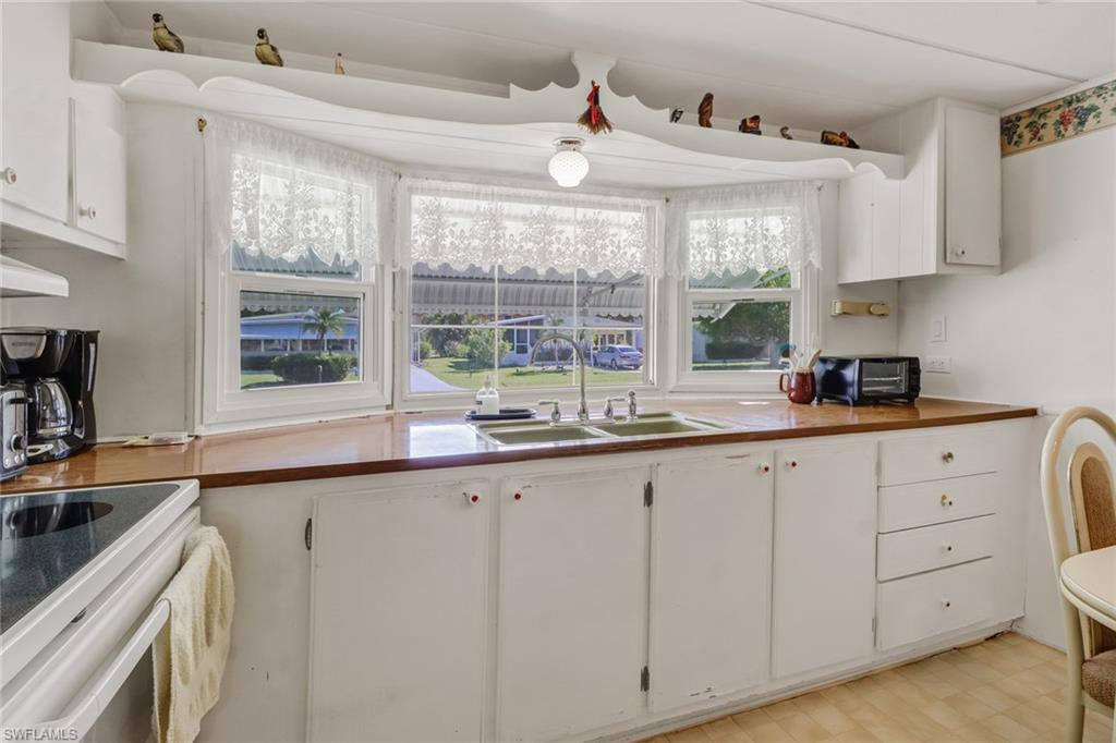 RIVIERA COLONY - Residential