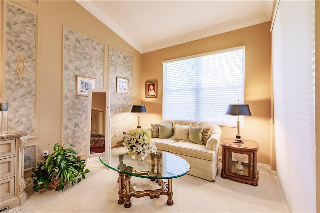 HUNTINGTON LAKES - Residential