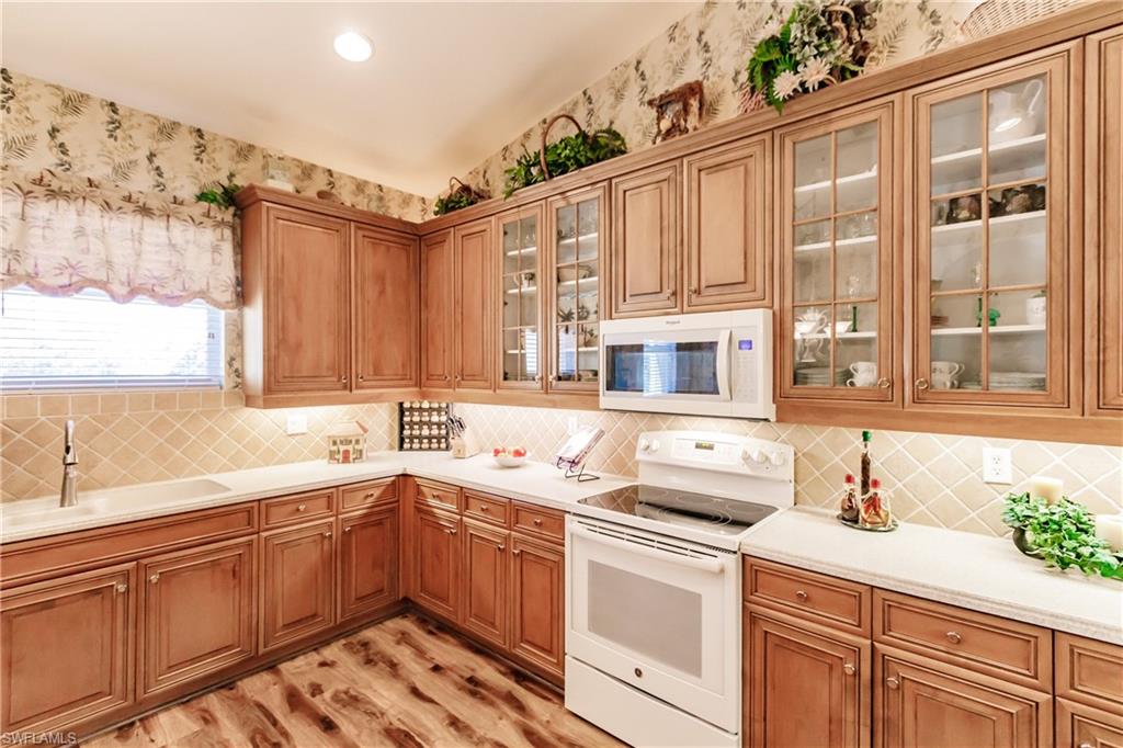 HUNTINGTON LAKES - Residential