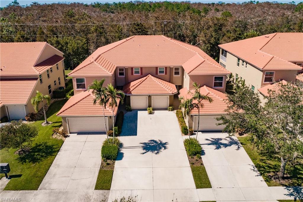 HUNTINGTON LAKES - Residential