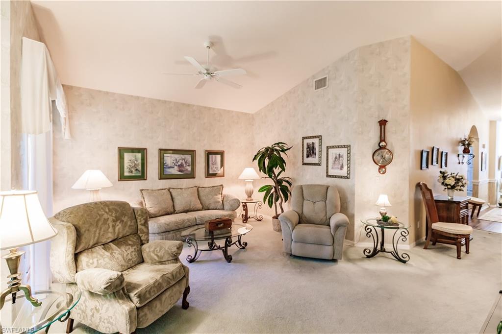 HUNTINGTON LAKES - Residential