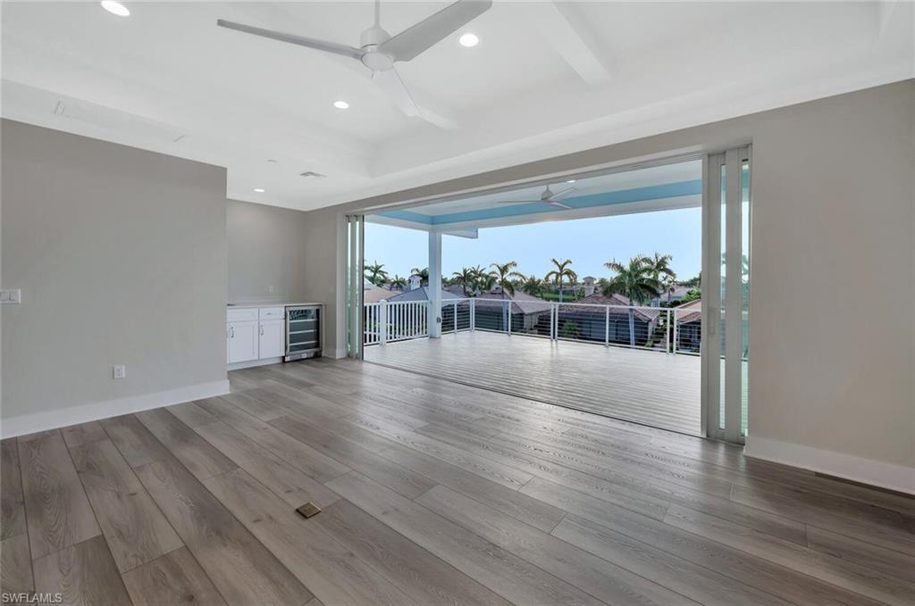 CAPE HARBOUR - Residential