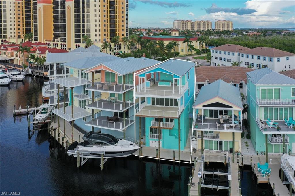 CAPE HARBOUR - Residential