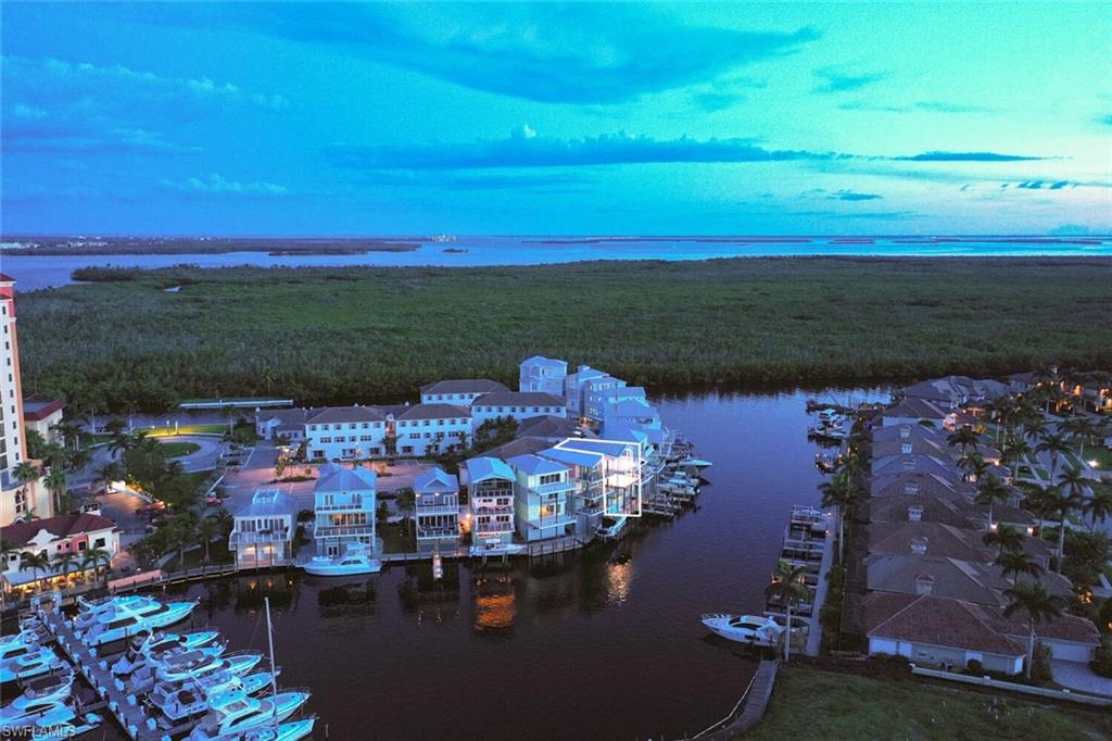 CAPE HARBOUR - Residential