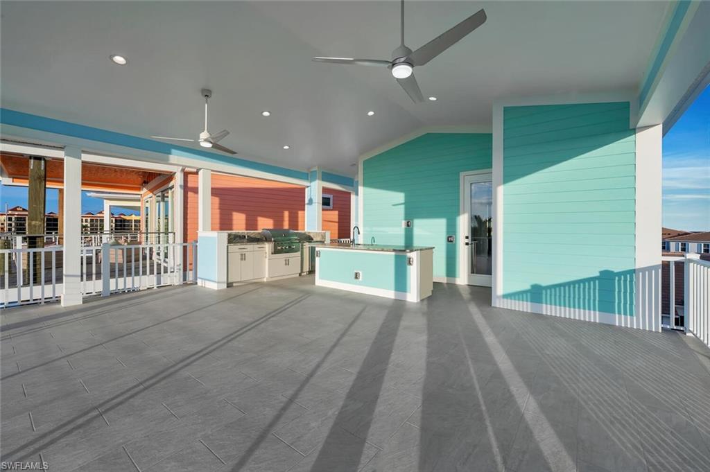 CAPE HARBOUR - Residential