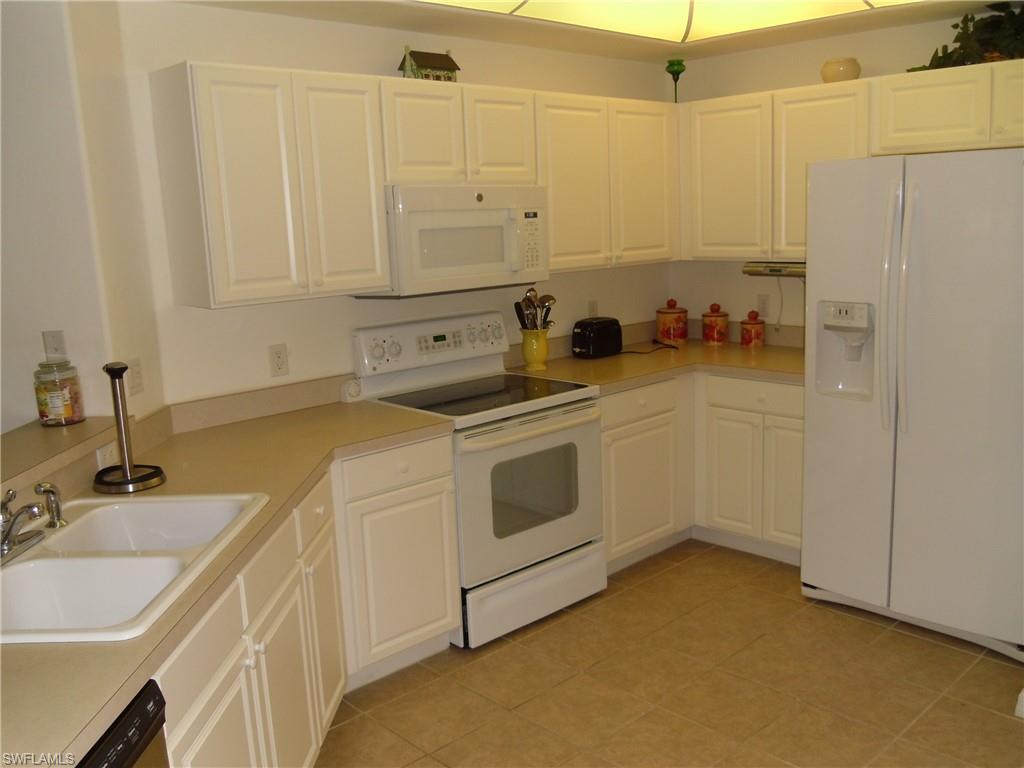 GARDEN LAKES - Residential