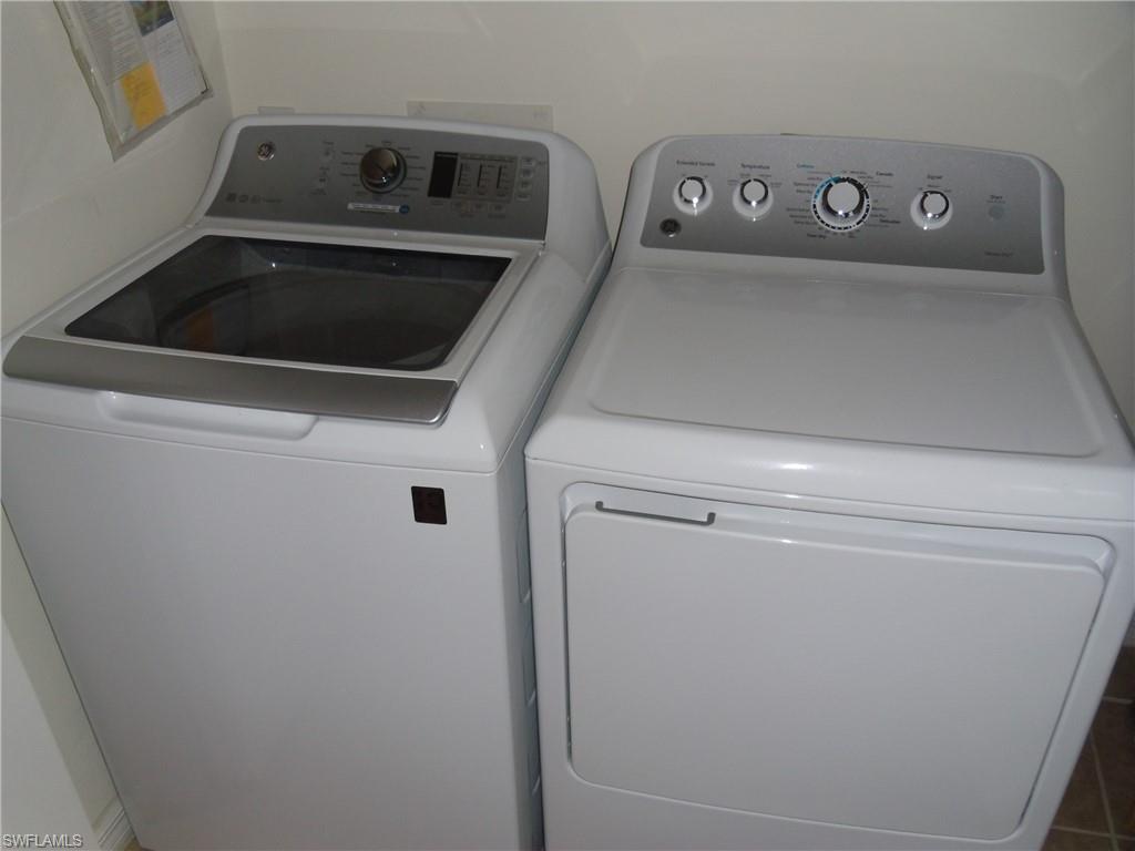 GARDEN LAKES - Residential