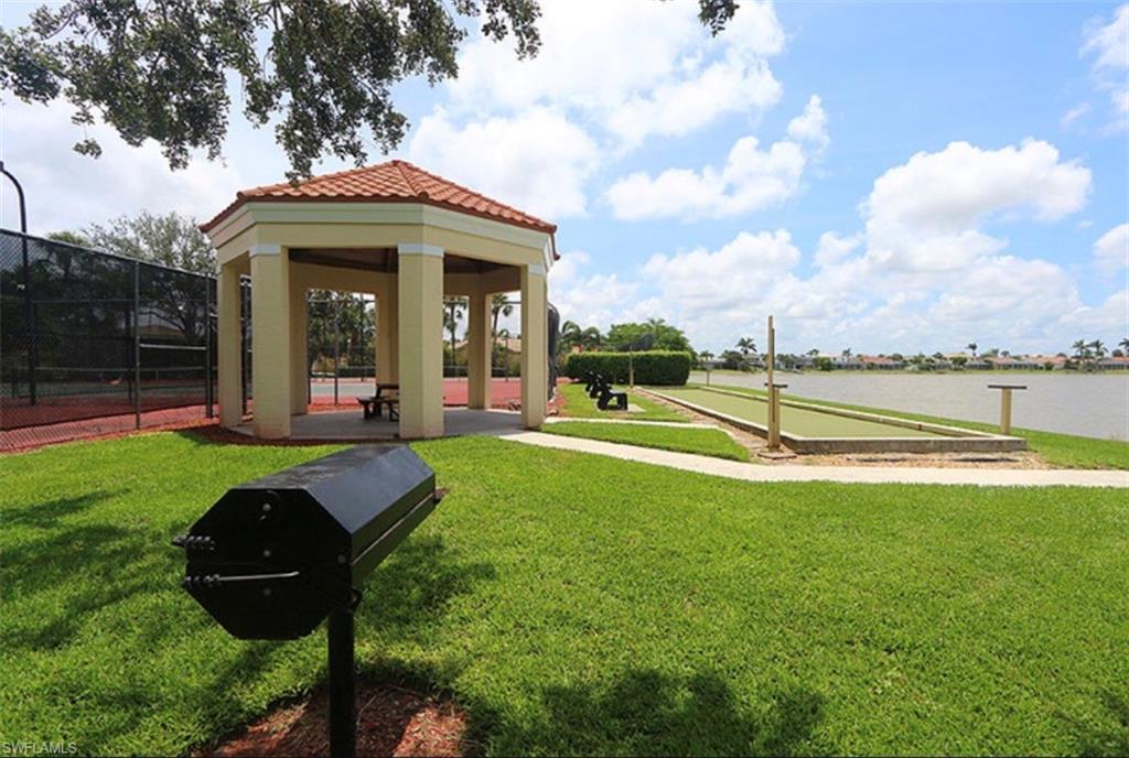 VILLAGES AT EMERALD LAKES - Residential