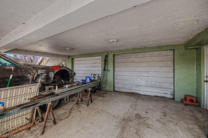 METES AND BOUNDS - Residential