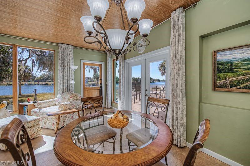 METES AND BOUNDS - Residential