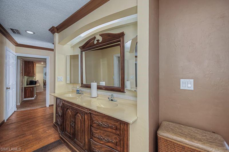 METES AND BOUNDS - Residential