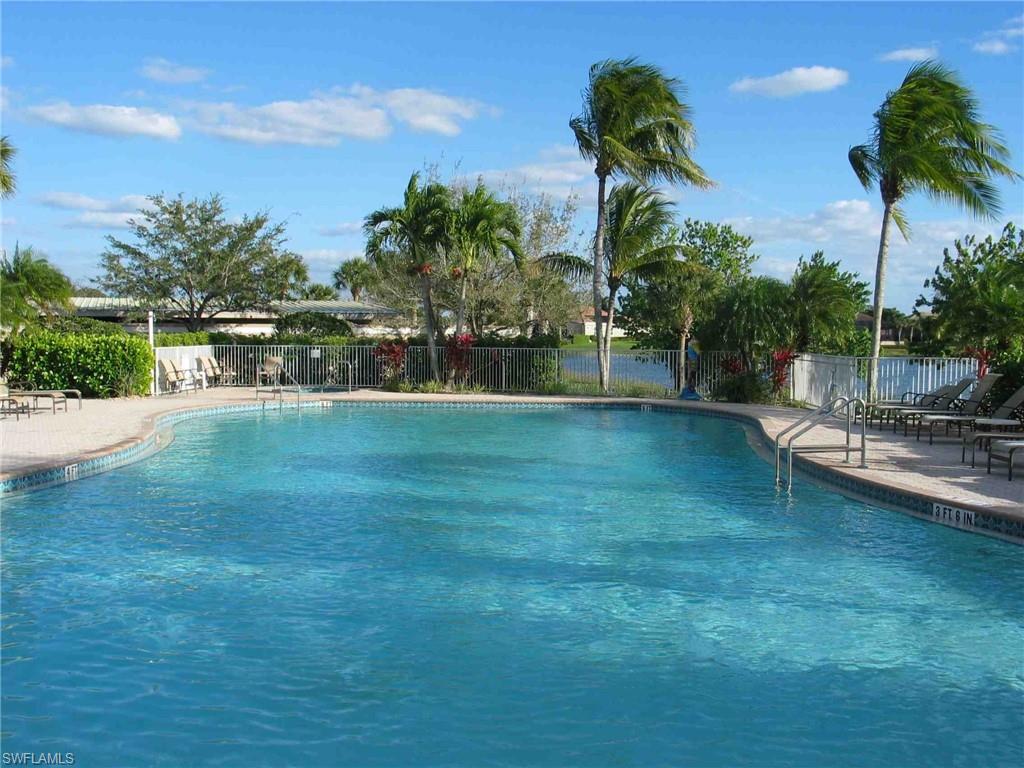 CROWN COLONY - Residential Lease