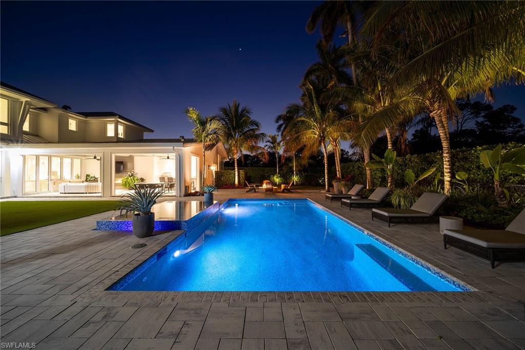 PINE RIDGE - Residential