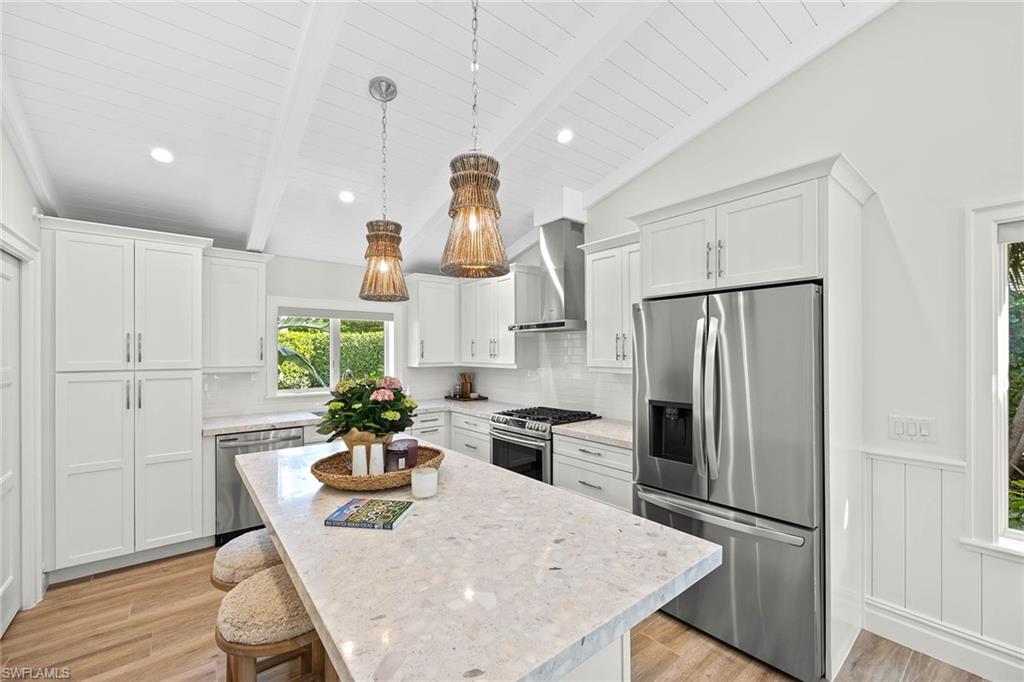 PINE RIDGE - Residential