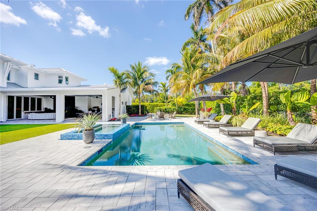 PINE RIDGE - Residential