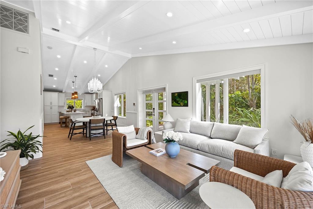 PINE RIDGE - Residential