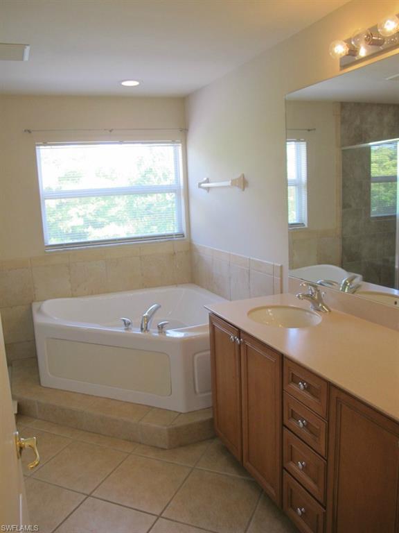 COLONIAL OAKS - Residential