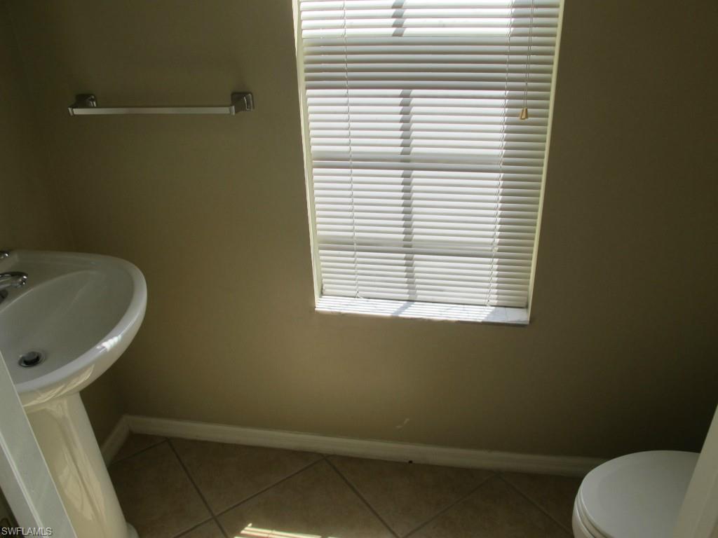 COLONIAL OAKS - Residential