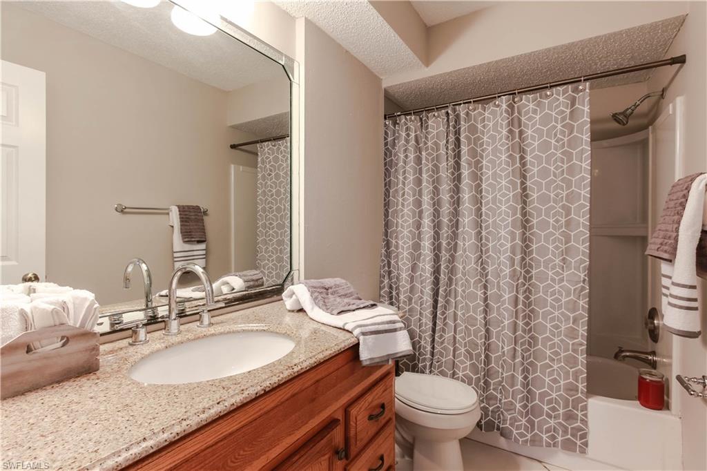 SAN CARLOS PARK - Residential