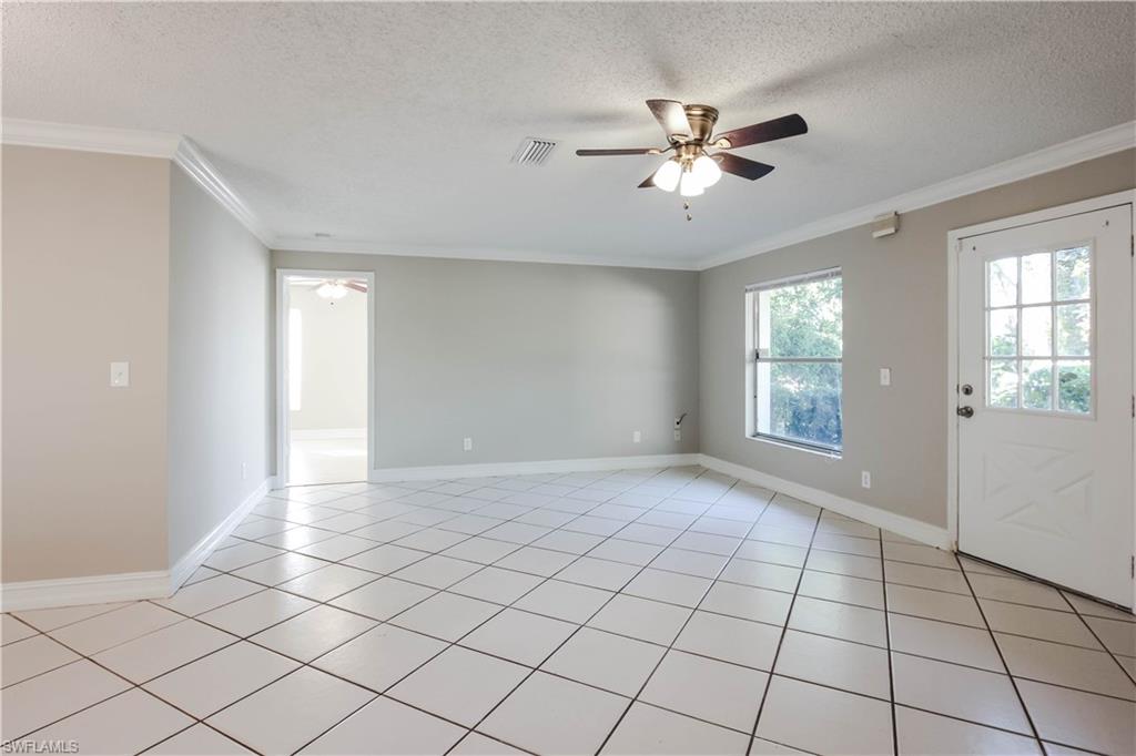 SAN CARLOS PARK - Residential