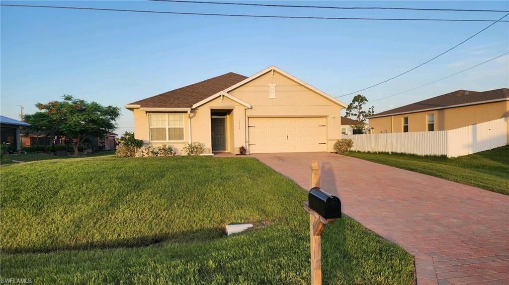 CAPE CORAL - Residential