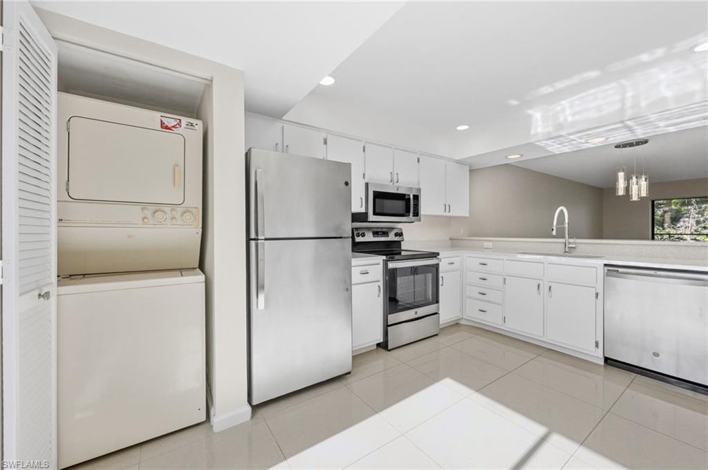 PINEBROOK LAKES CONDO - Residential