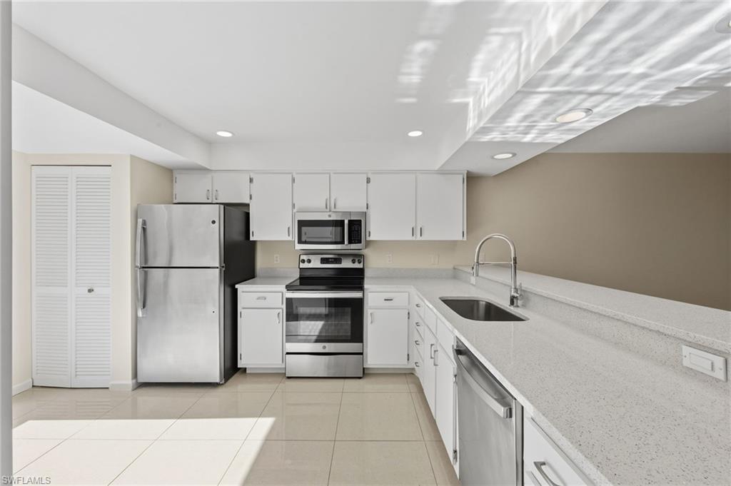 PINEBROOK LAKES CONDO - Residential