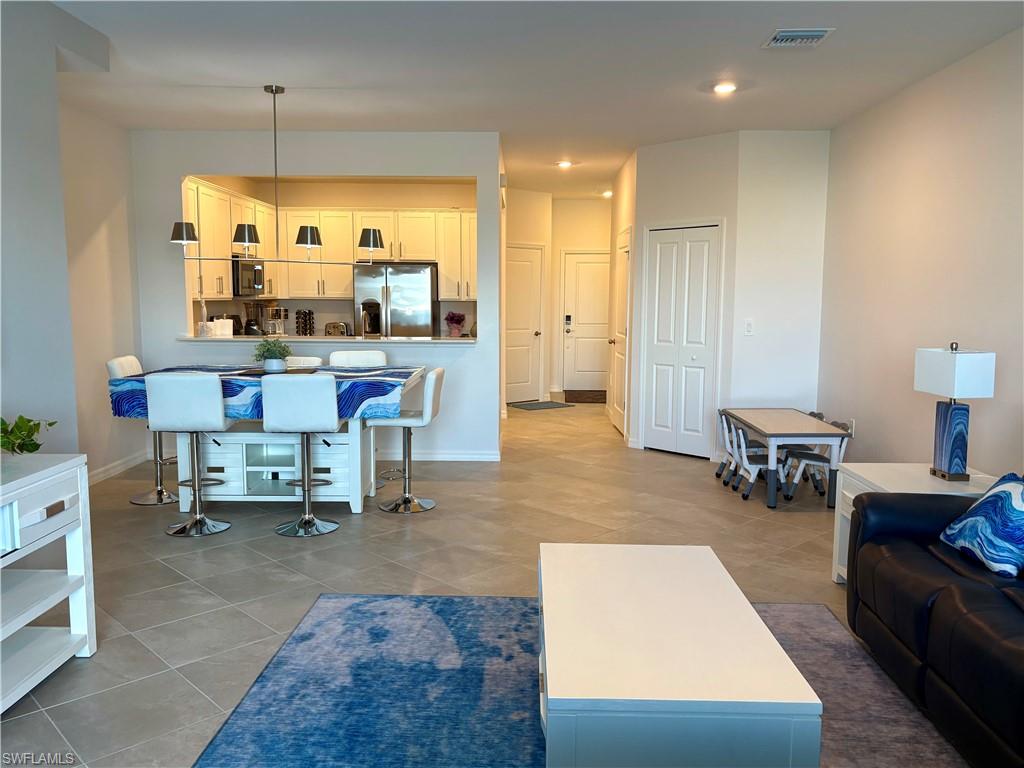 TUCKERS COVE - Residential Lease