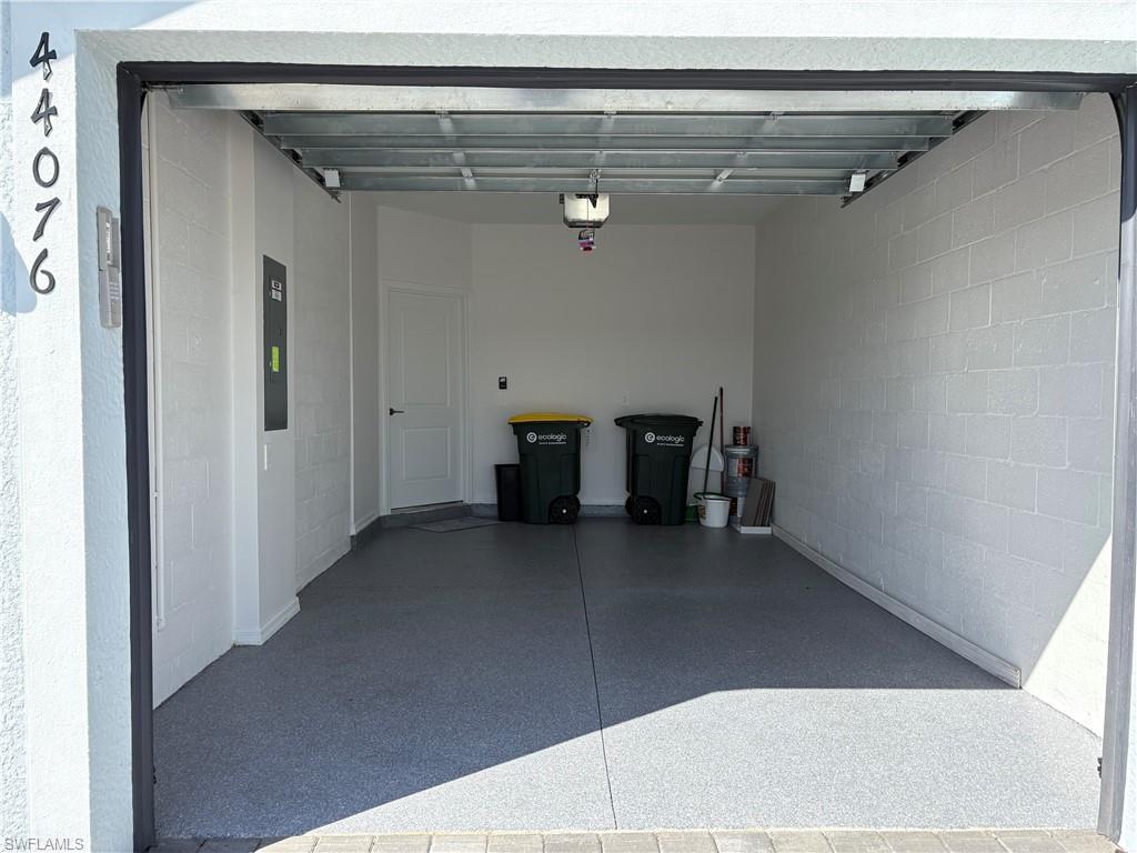 TUCKERS COVE - Residential Lease