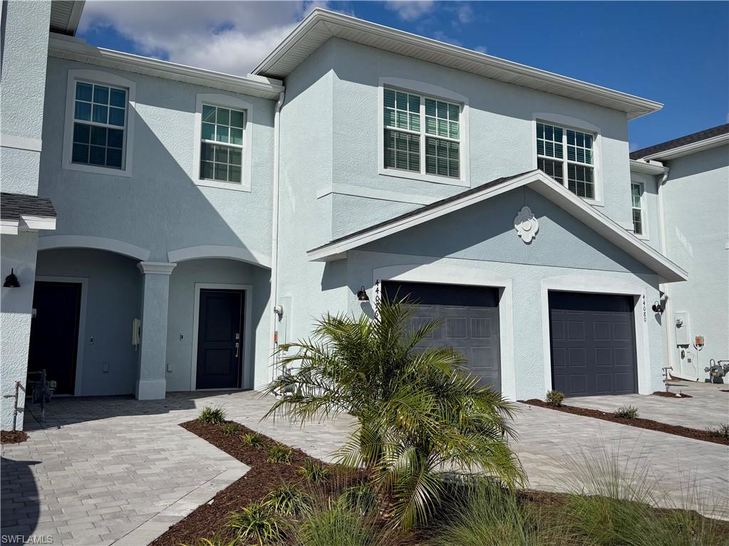 TUCKERS COVE - Residential Lease