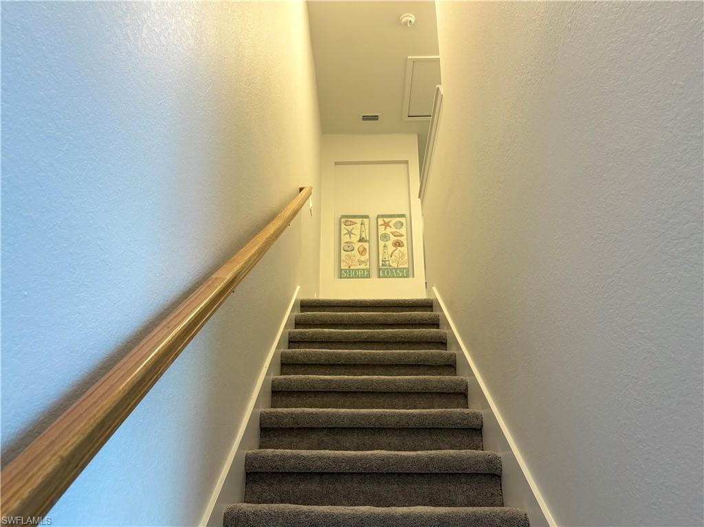 TUCKERS COVE - Residential Lease