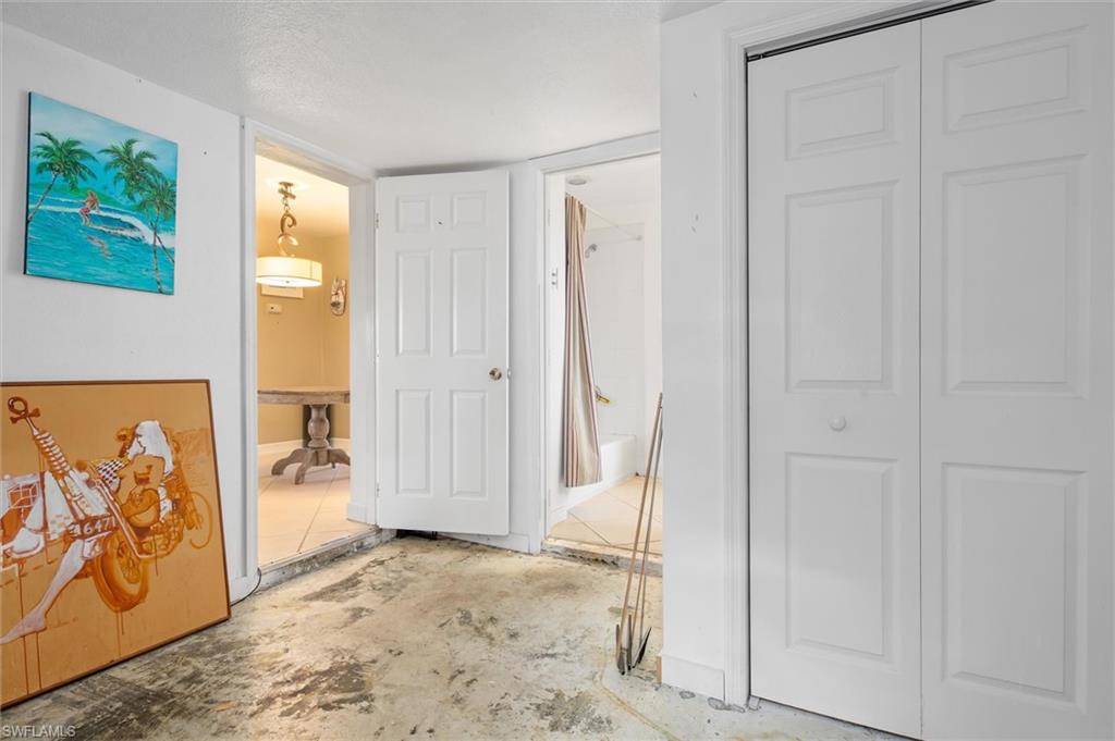 TWIN PALM ESTATES - Residential