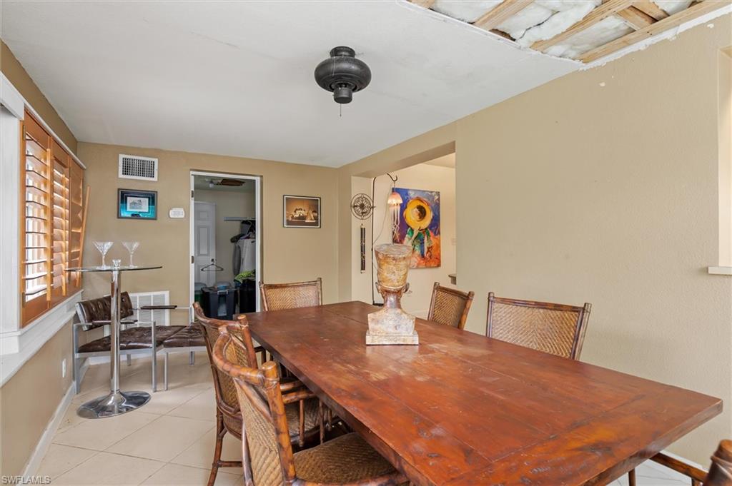 TWIN PALM ESTATES - Residential